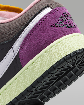 Air Jordan 1 Low SE Big Kids' Shoes. Nike.com